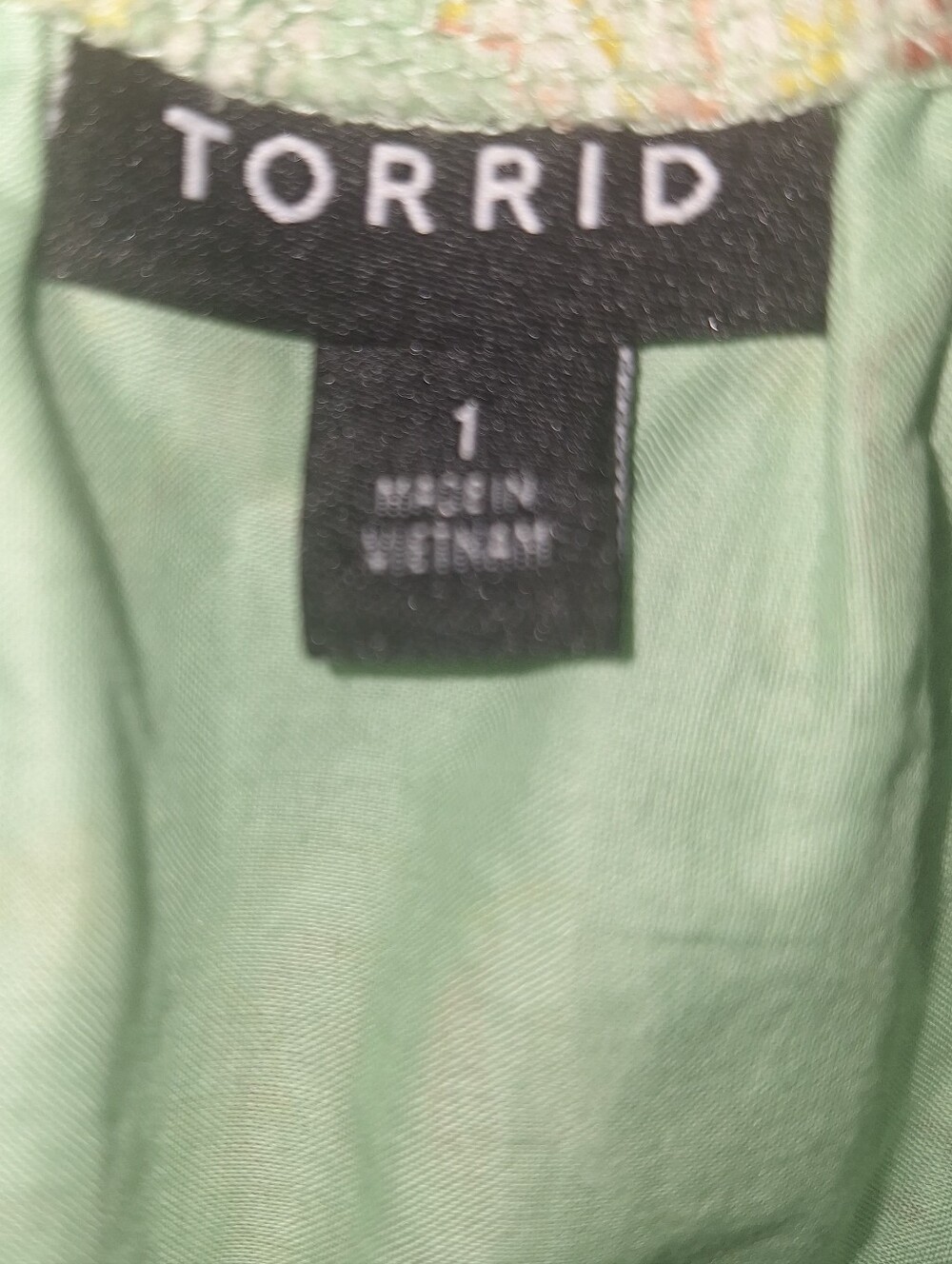 Torrid Peasant Sleeve Fairycore Top Size 1X Floral Green Cotton Plus Blouse - Picture 2 of 7